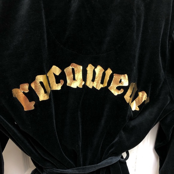 2/$40 Rocaware Robe - Picture 5 of 6